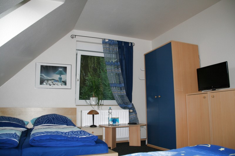 G�stezimmer 2 (mit zus�tzlicher Aufbettung)